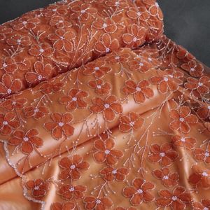 مشخصات پارچه دانتل تور دوزی