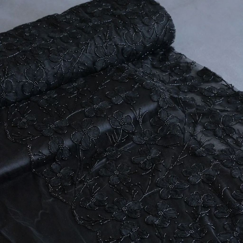 خرید انلاین پارچه دانتل تور دوزی