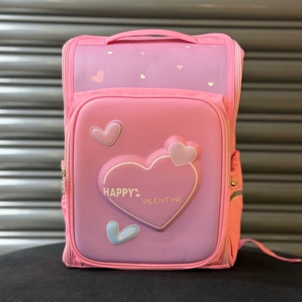 مشخصات کوله پشتی بچگانه صندوقی برند MBA کد 4060805