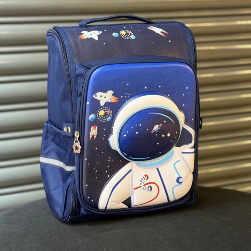 خرید اینترنتی قیمت کوله پشتی بچگانه صندوقی برند MBA کد 4060805