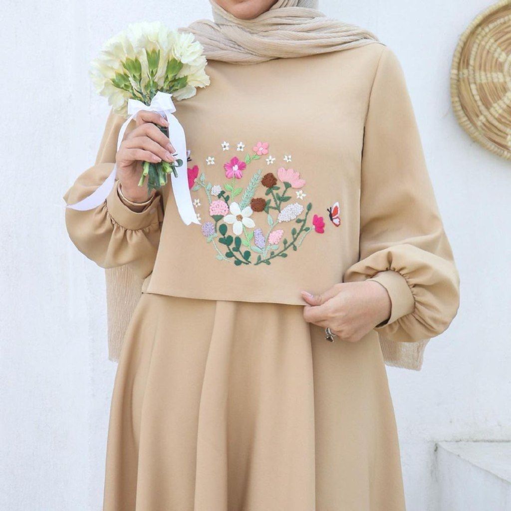 مشخصات مدل کت و سارافون حلما نورا