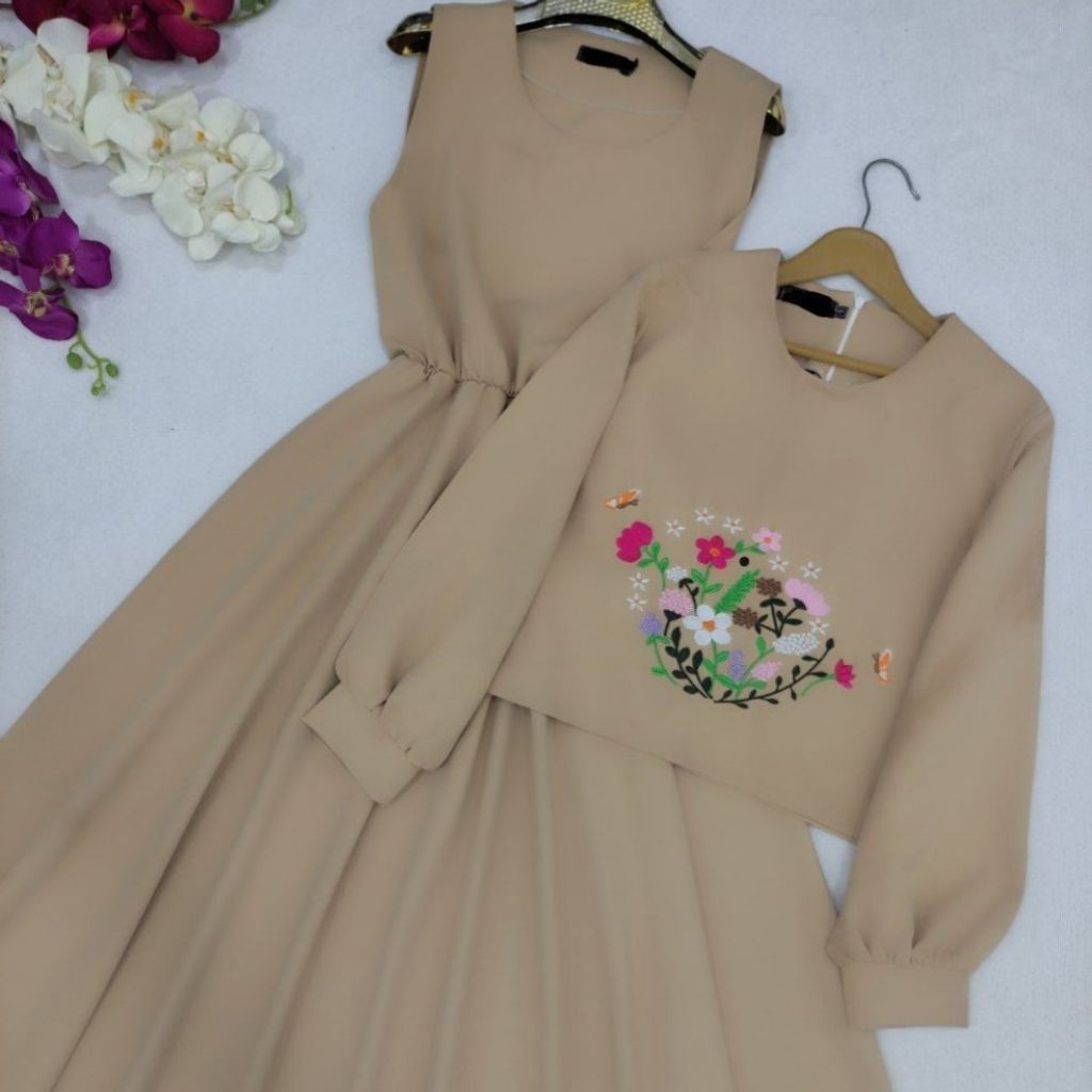 فروش اینترنتی مدل کت و سارافون حلما نورا