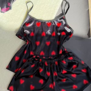 تاپ و شلوارک ساتن قلبی