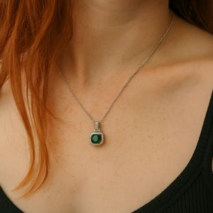 خرید اینترنتی گردنبند استیل زنانه قوی صورتی و مربع سبز