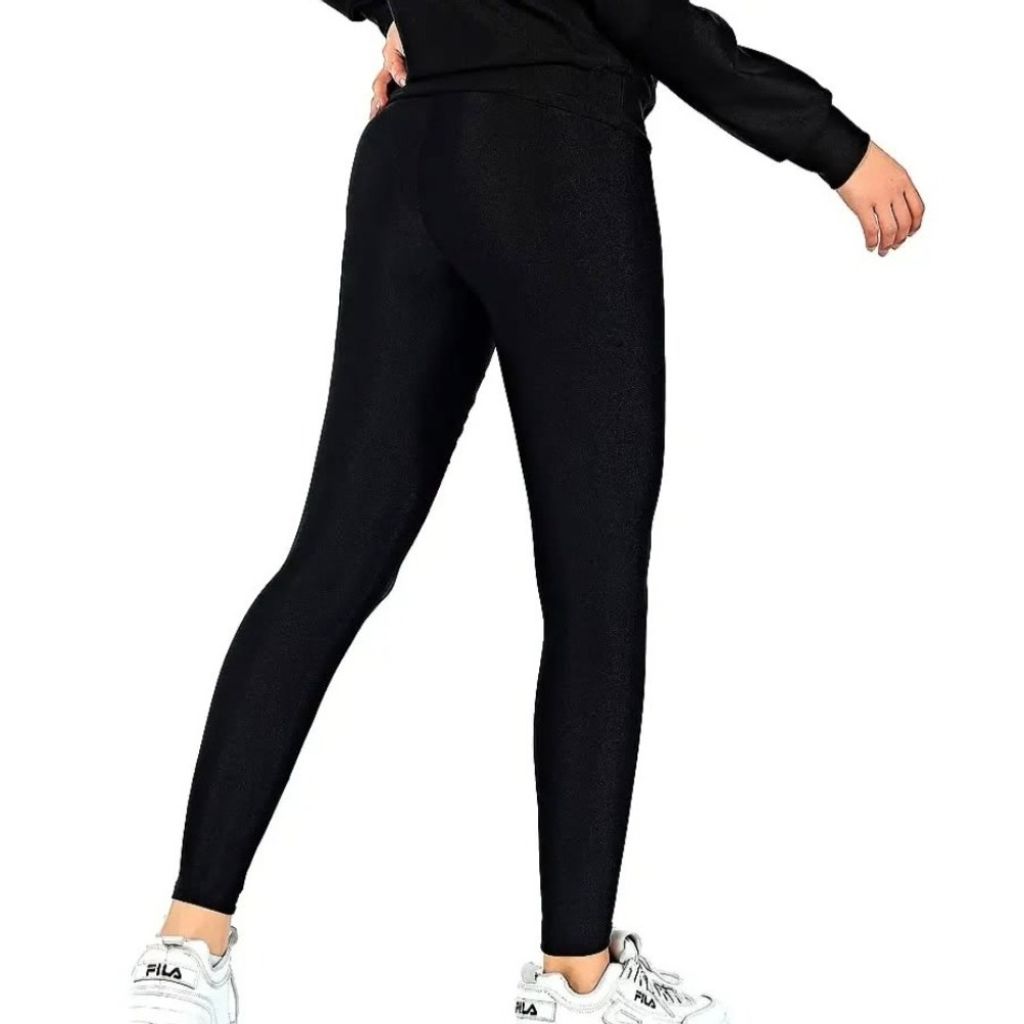 مشخصات لگ ورزشی هکتاتون hummel