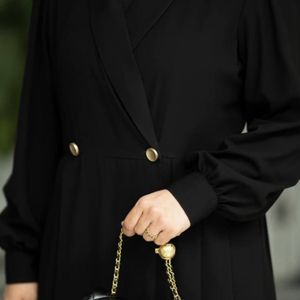 فروش اینترنتی مانتو مزونی حجاب