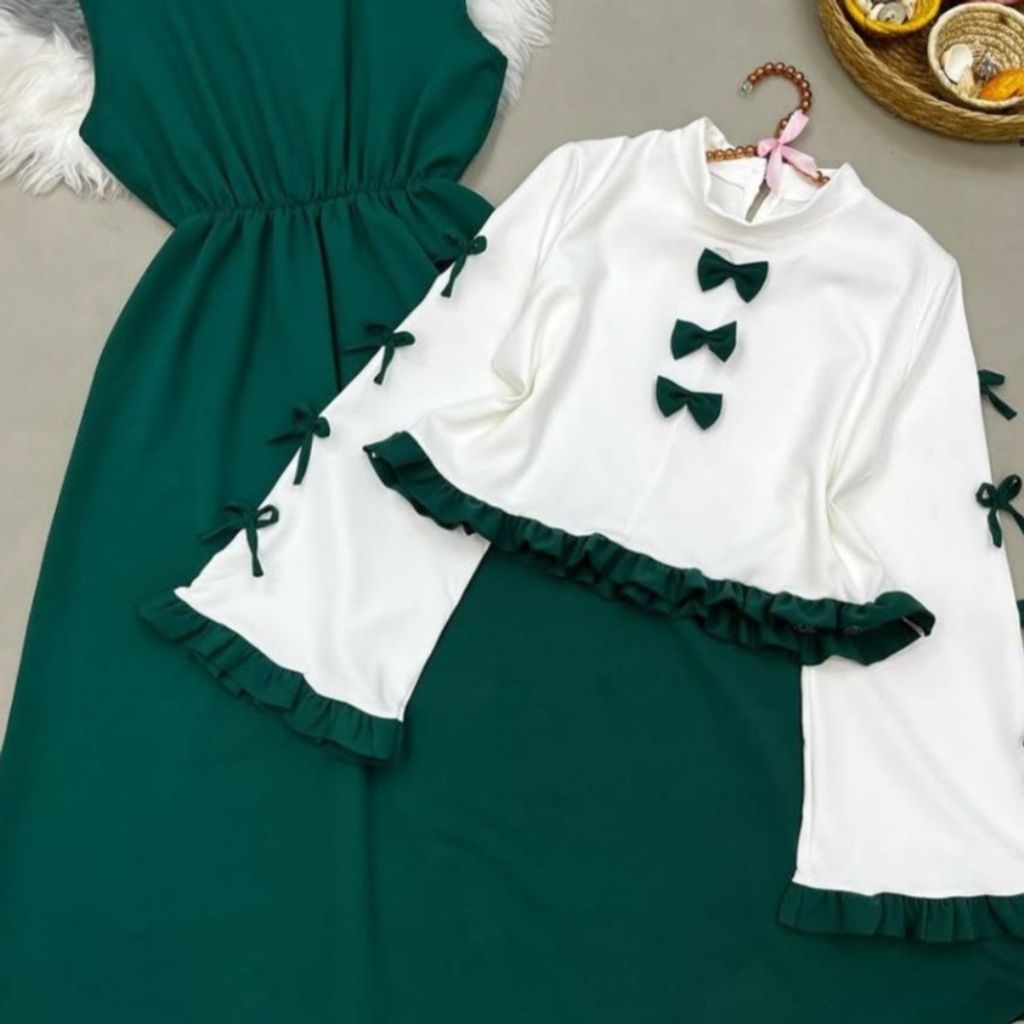 مشخصات کت و سارافون نسترن