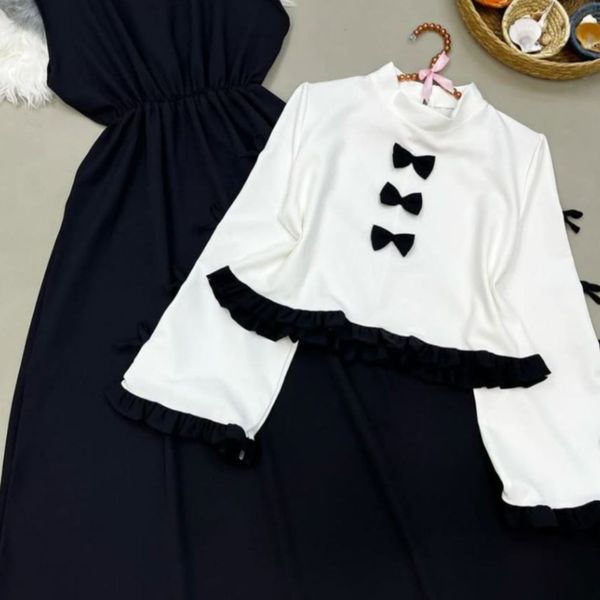 کت و سارافون نسترن