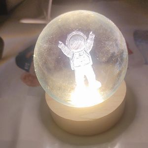 خرید اینترنتی گوی شب خواب فضانورد