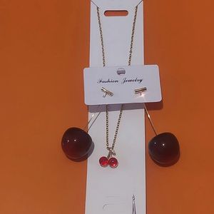 خرید آنلاین گوشواره و گردنبند آلبالو گیلاس