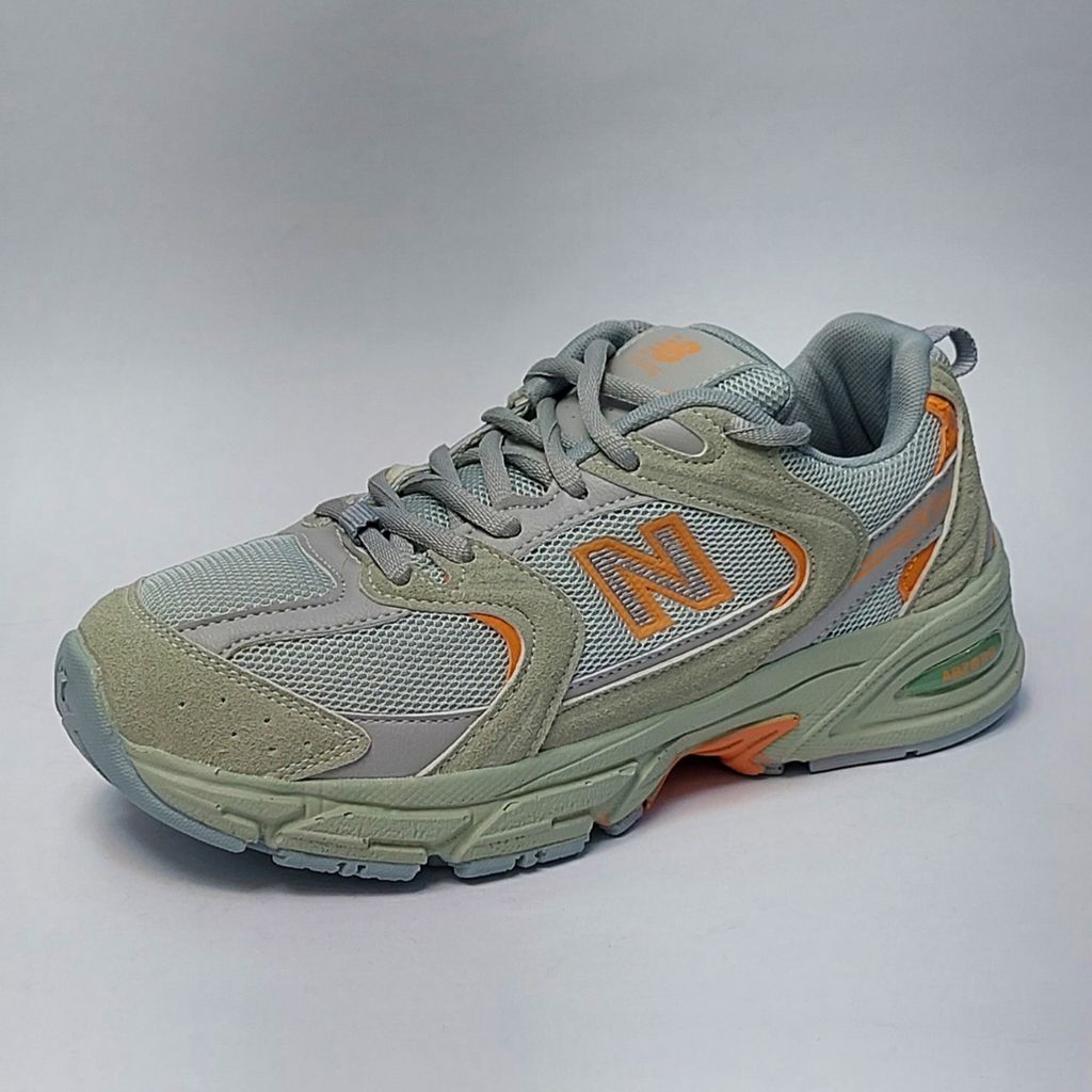 خرید اینترنتی کتونی نیوبالانس 530 وارداتی با کیفیت رنگ خاص