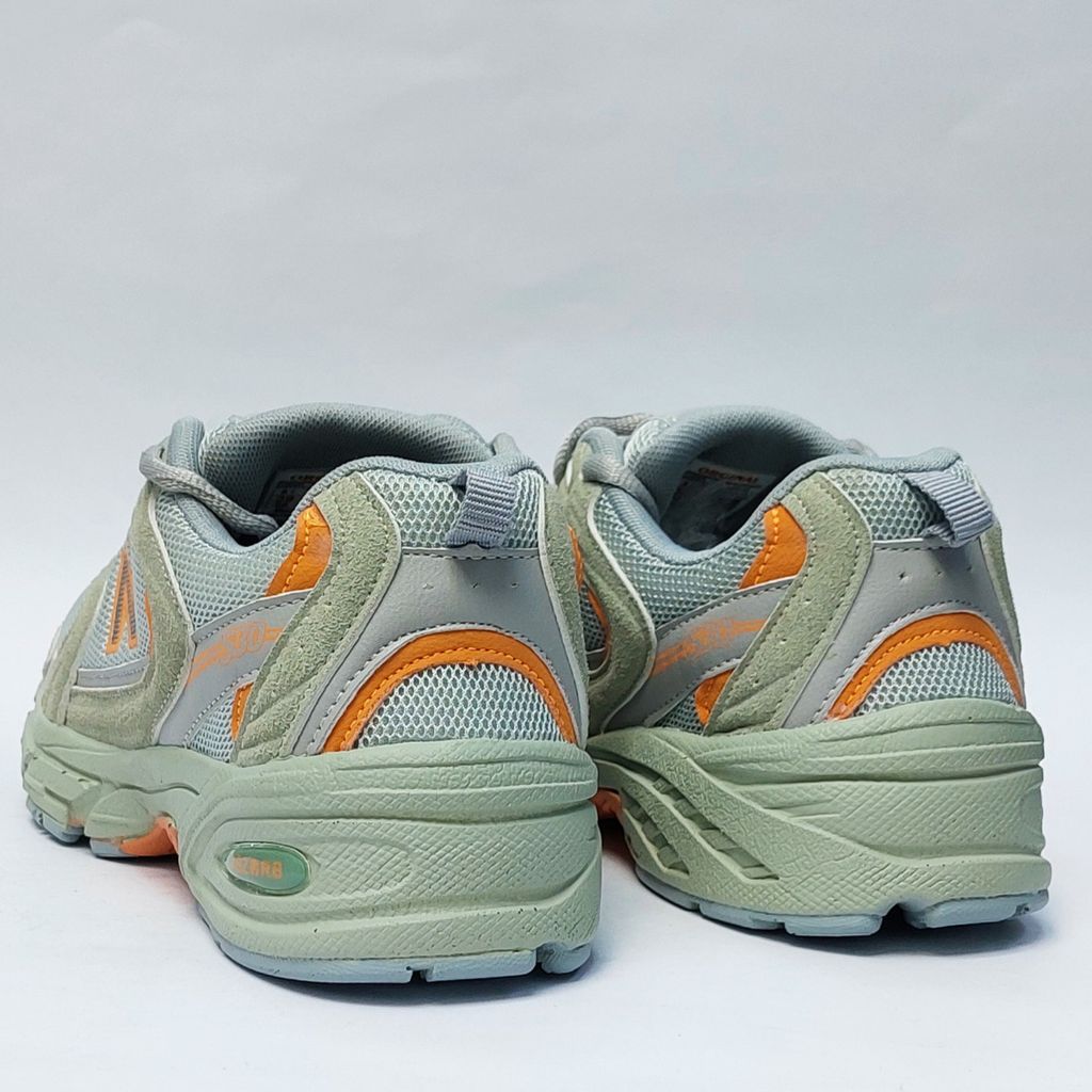 مشخصات کتونی نیوبالانس 530 وارداتی با کیفیت رنگ خاص