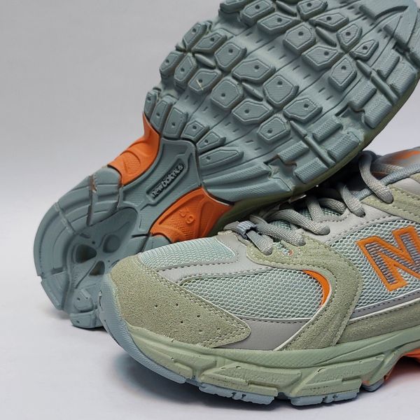 کتونی نیوبالانس 530 وارداتی با کیفیت رنگ خاص