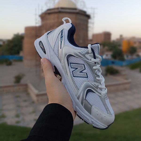 کتونی مردانه نیوبالانس 530 سفید سرمه ای (رنگ اصلی) کیفیت بالا