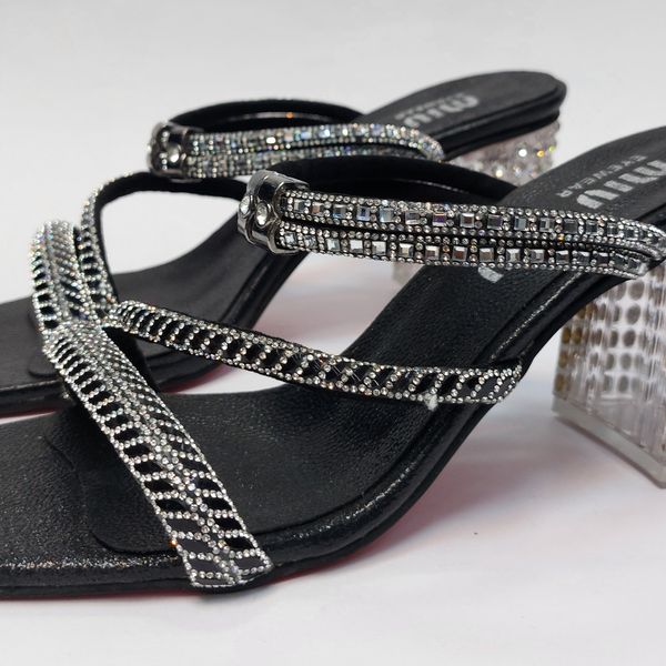 کفش مجلسی زنانه پاشنه بلند نگین دار سه بندی