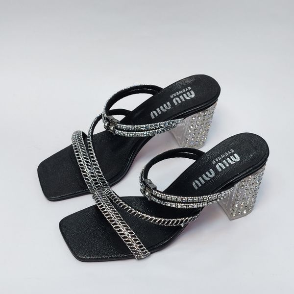 کفش مجلسی زنانه پاشنه بلند نگین دار سه بندی