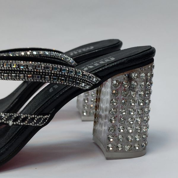 کفش مجلسی زنانه پاشنه بلند نگین دار سه بندی