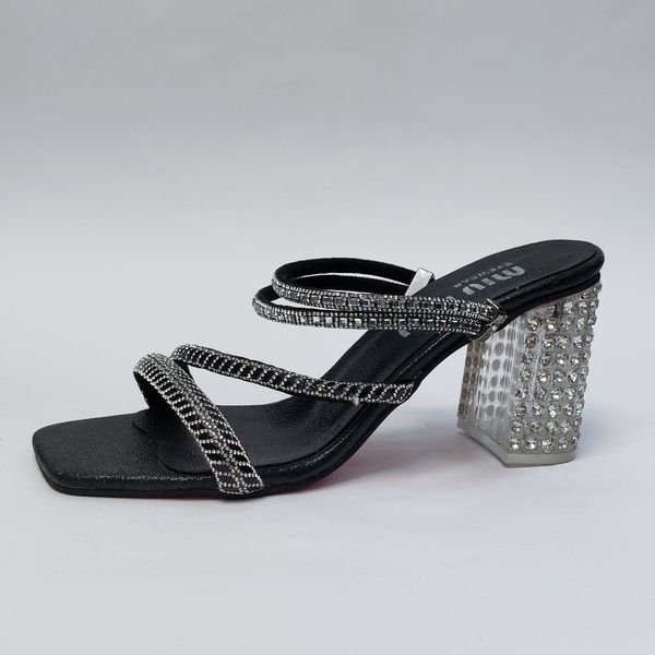 کفش مجلسی زنانه پاشنه بلند نگین دار سه بندی