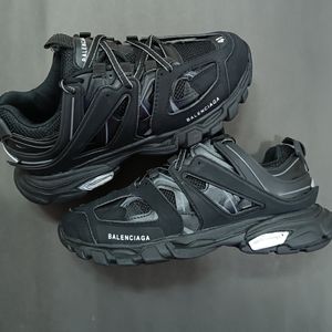 خرید اینترنتی کتونی مردانه بالنسیاگا track مشکی کیفیت بالا