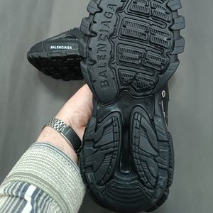 خرید اینترنتی کتونی مردانه بالنسیاگا track مشکی کیفیت بالا