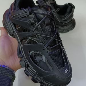 فروش اینترنتی کتونی مردانه بالنسیاگا ترک 2 balenciaga track مشکی کیفیت بالا