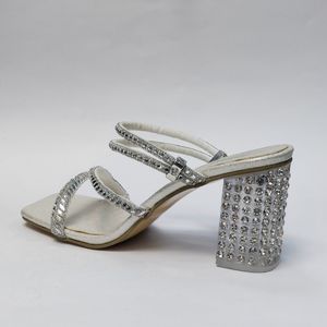 قیمت کفش مجلسی زنانه پاشنه بلند نگین دار سه بندی شیک