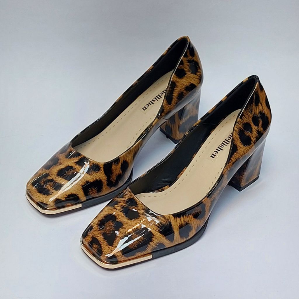 خرید انلاین کفش مجلسی زنانه پاشنه بلند پلنگی