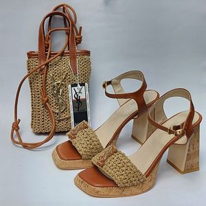 خرید انلاین کفش مجلسی زنانه پاشنه بلند کنفی طرح YSL