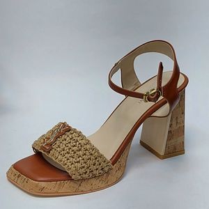 خرید انلاین کفش مجلسی زنانه پاشنه بلند کنفی طرح YSL