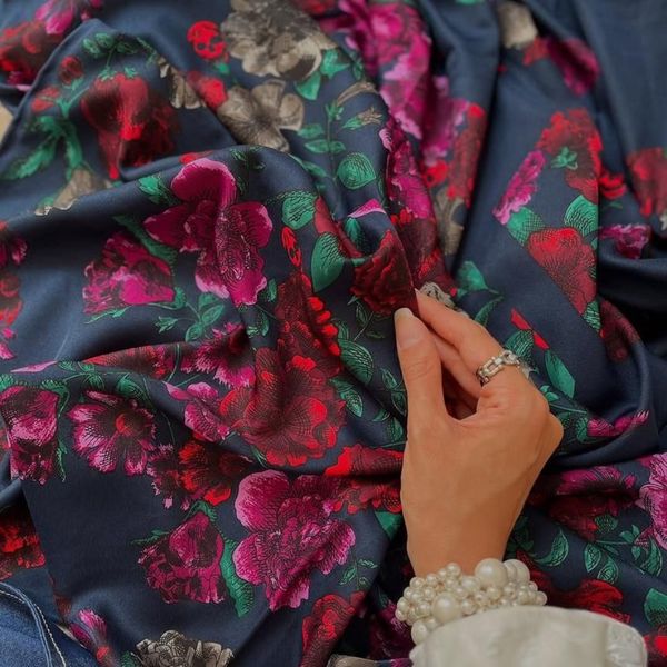 روسری ابریشم توییل