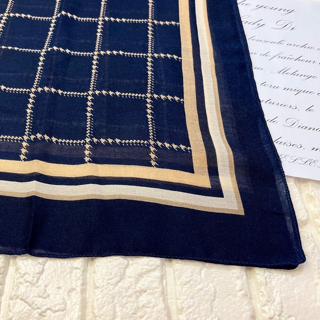 قیمت روسری نخی سیااسکارف