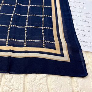 قیمت روسری نخی سیااسکارف