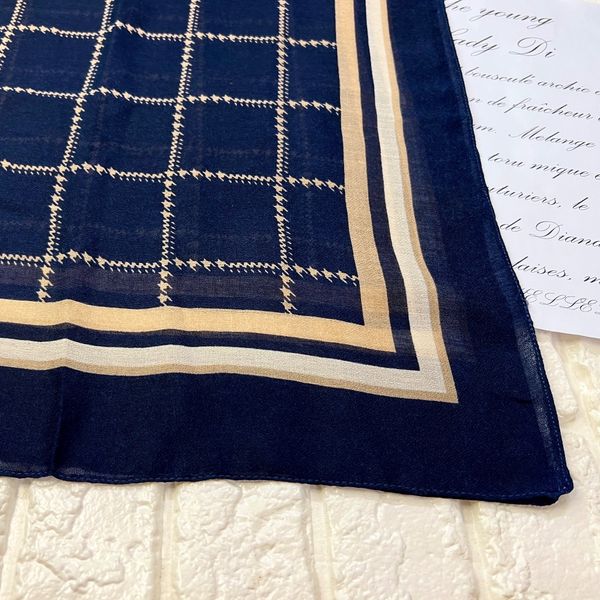 روسری نخی سیااسکارف