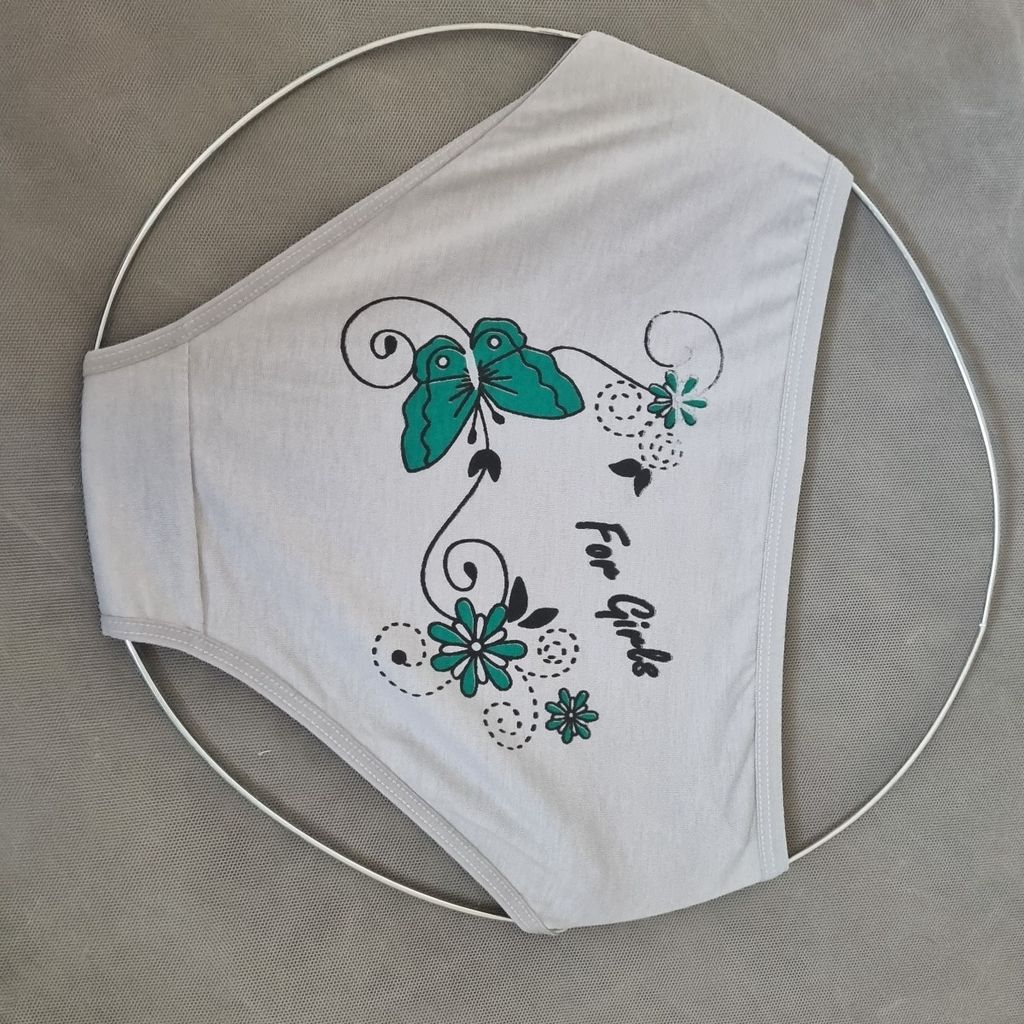 قیمت شورت زنانه نخی سایز سه ایکس لارح با چاپ گل و پروانه سایز بزرگ