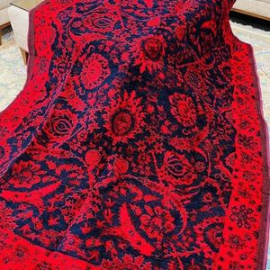 روفرشی 1/5متری کهنه نما پس کرایه حرف