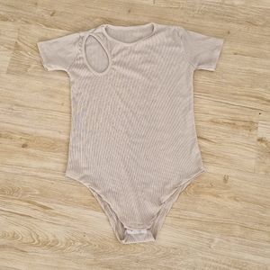 خرید اینترنتی بادی زنانه کبریتی مدل اشک بغلی فری سایز تا 48 با رنگبندی خاص