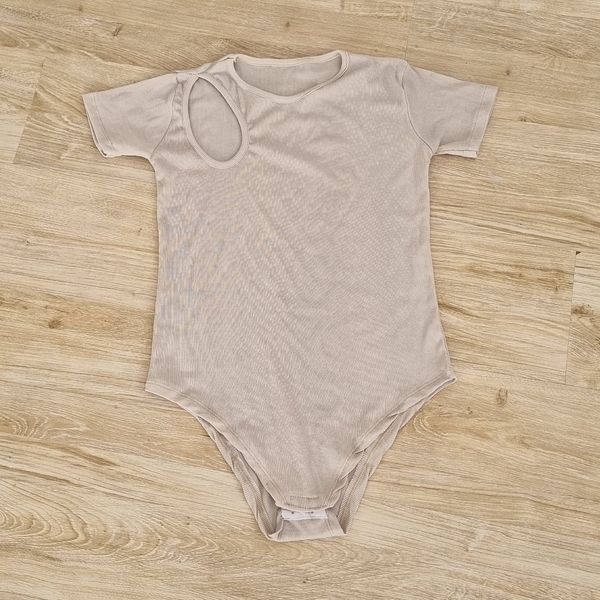 بادی زنانه کبریتی مدل اشک بغلی فری سایز تا 48 با رنگبندی خاص