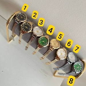 ساعت زنانه گرد مجلسی نورا