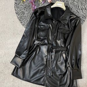 مشخصات کت چرم زنانه