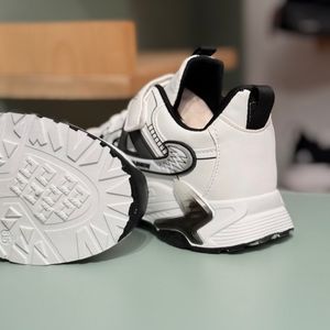 خرید اینترنتی قیمت کتونی بچگانه طرح لایک برند K-Z کد 4061002