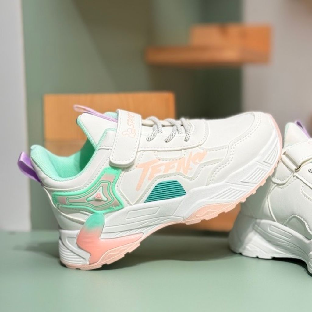 خرید اینترنتی قیمت کتونی بچگانه طرح Teen برند K-Z کد 4061201