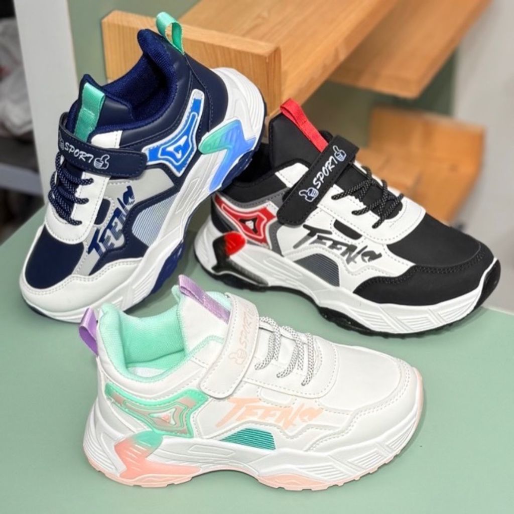 مشخصات کتونی بچگانه طرح Teen برند K-Z کد 4061201