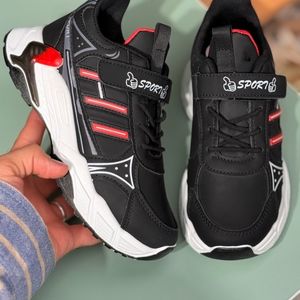 خرید اینترنتی قیمت کتونی بچگانه طرح سه خط برند K-Z کد 4061203