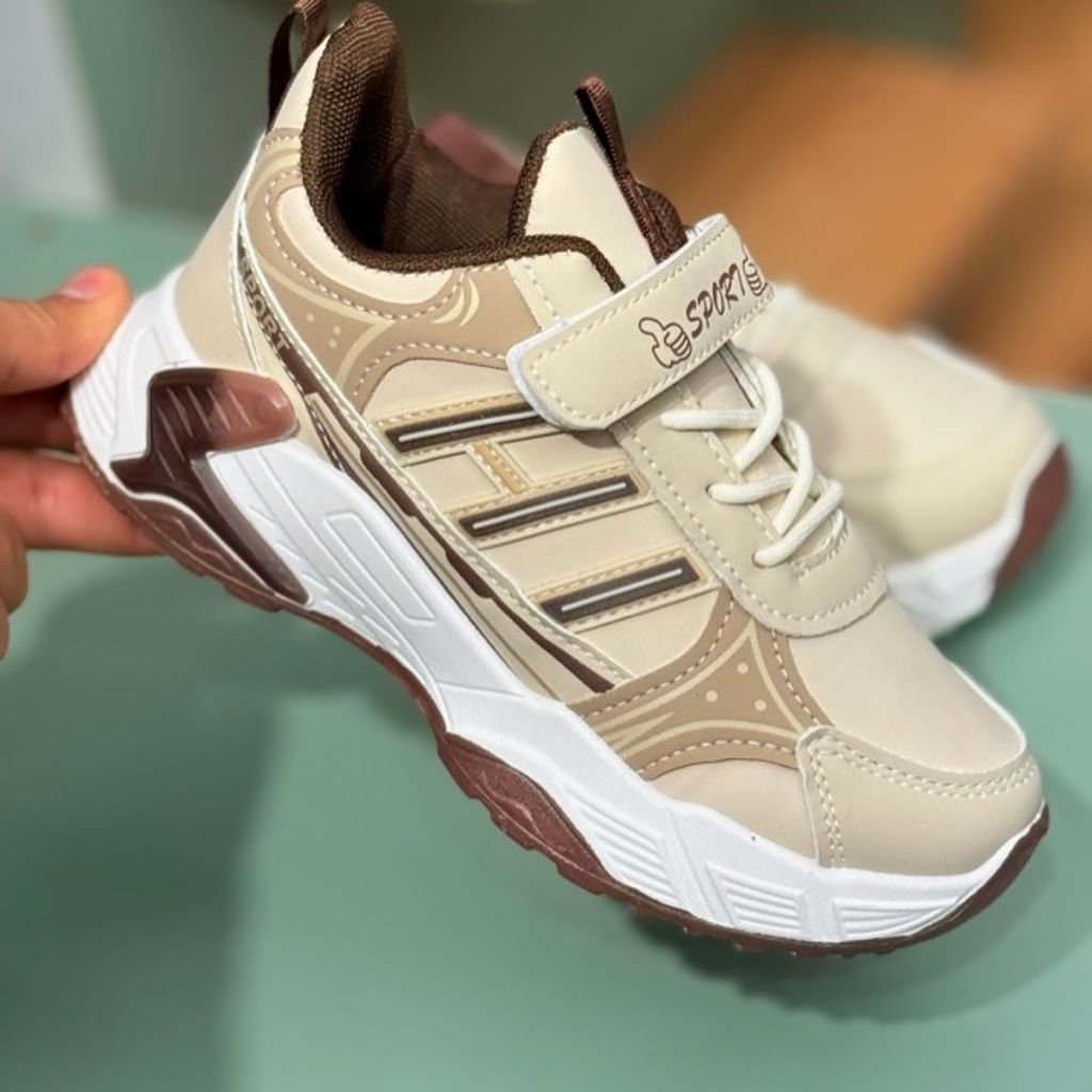 خرید اینترنتی قیمت کتونی بچگانه طرح سه خط برند K-Z کد 4061203