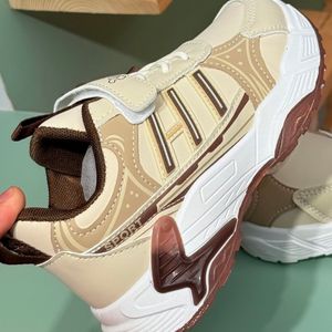 خرید اینترنتی قیمت کتونی بچگانه طرح سه خط برند K-Z کد 4061203