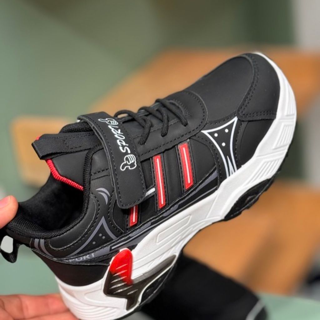 خرید اینترنتی قیمت کتونی بچگانه طرح سه خط برند K-Z کد 4061203