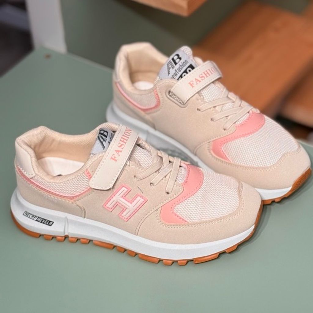 خرید اینترنتی قیمت کتونی بچگونه طرح H 999 برند Trip کد 4061206