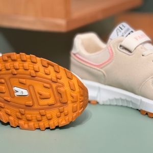 خرید اینترنتی قیمت کتونی بچگونه طرح H 999 برند Trip کد 4061206