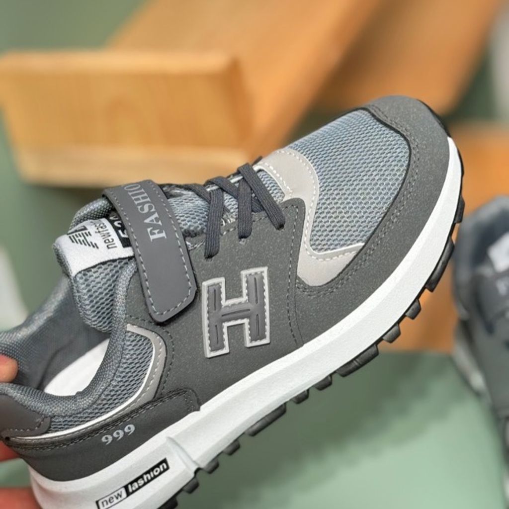 خرید اینترنتی قیمت کتونی بچگونه طرح H 999 برند Trip کد 4061206