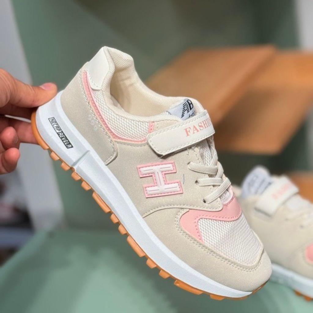 خرید اینترنتی قیمت کتونی بچگونه طرح H 999 برند Trip کد 4061206